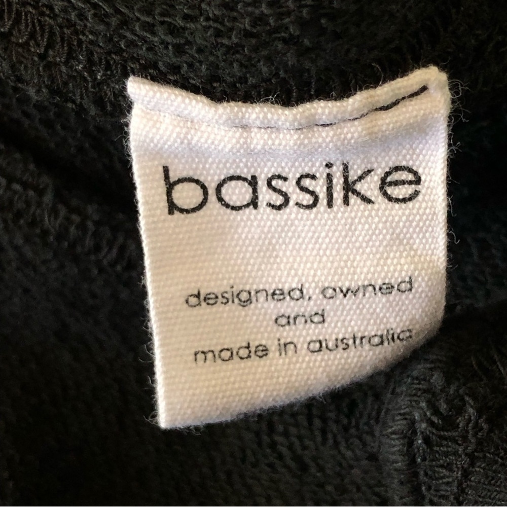 Bassike tie-dye crewneck sweatshirt size Medium/Large - Picture 6 of 8